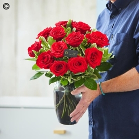 Valentines 12 Red Rose Vase