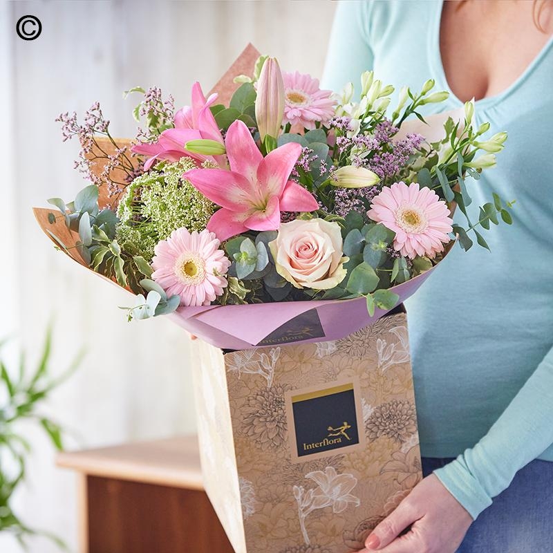 Mothers Day Pastel Hand tied 1