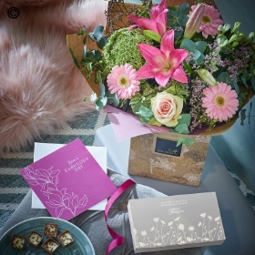 Mothers Day Pastel Hand tied, Chocs and Card